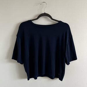 NWOT GapFit Navy Blue Cropped Loose Fitting Short Sleeve Tee